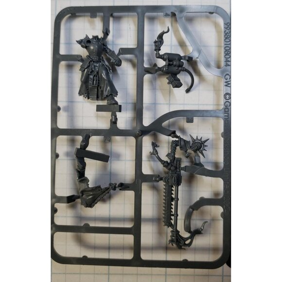 Warhammer 40k Adeptus Sororitas Ministorum Priest  w Vindicator Pious Vorne - Picture 2 of 3